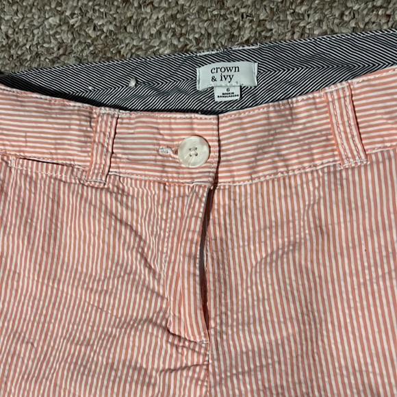 Great condition crown & ivy size 6 seersucker pants - Picture 2 of 2